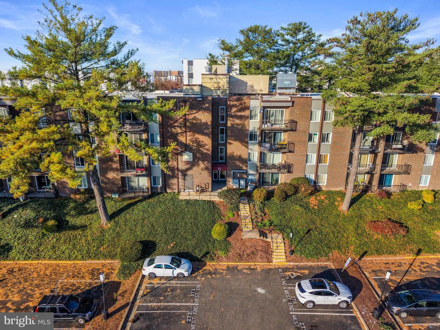 75 S Reynolds Street #413 photo 19