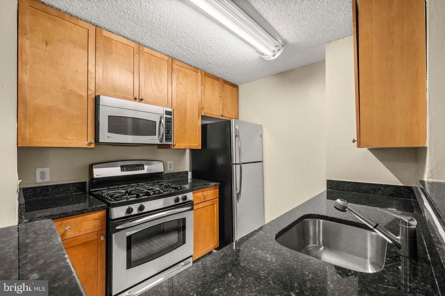 75 S Reynolds Street #413 photo 5