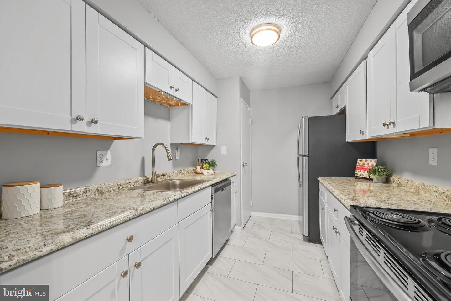 5300 Holmes Run Parkway #410 photo 14