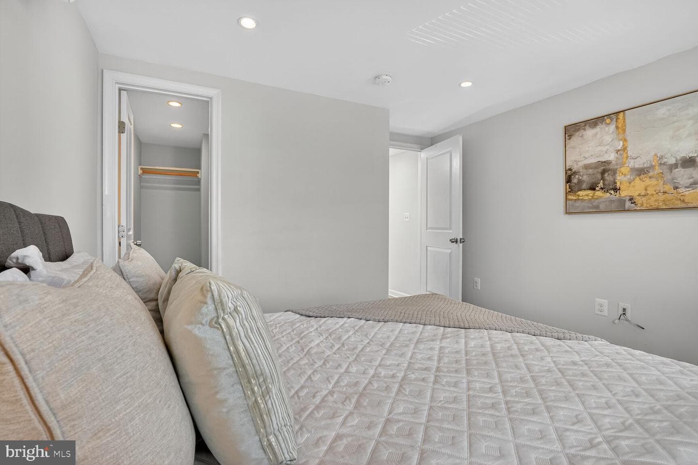 312 N Henry Street #1/2 photo 12