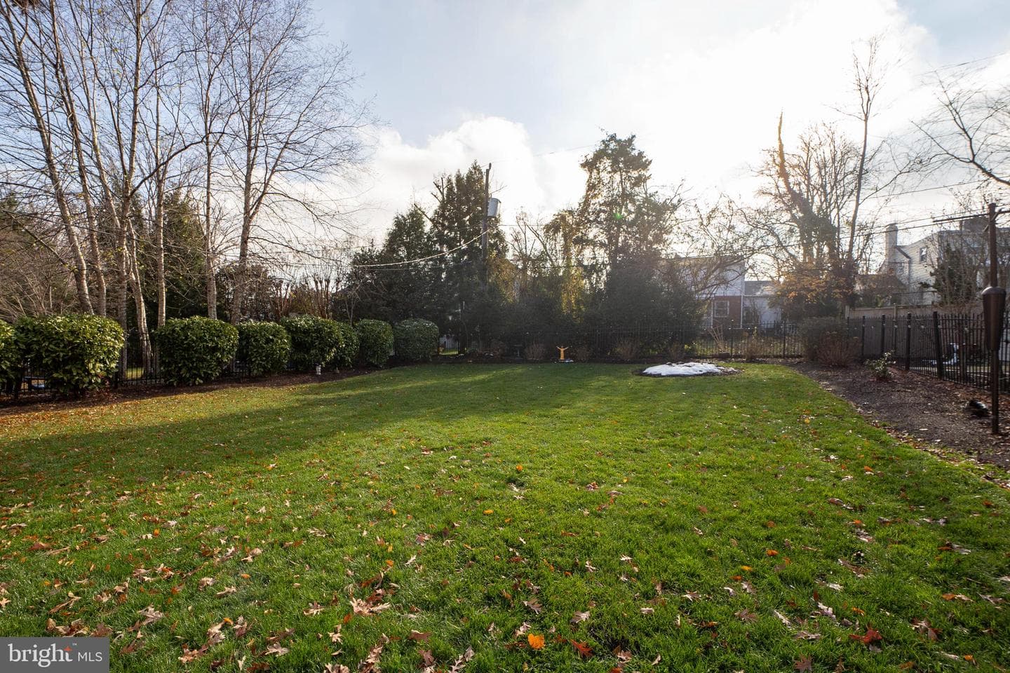 808 Enderby Drive photo 6