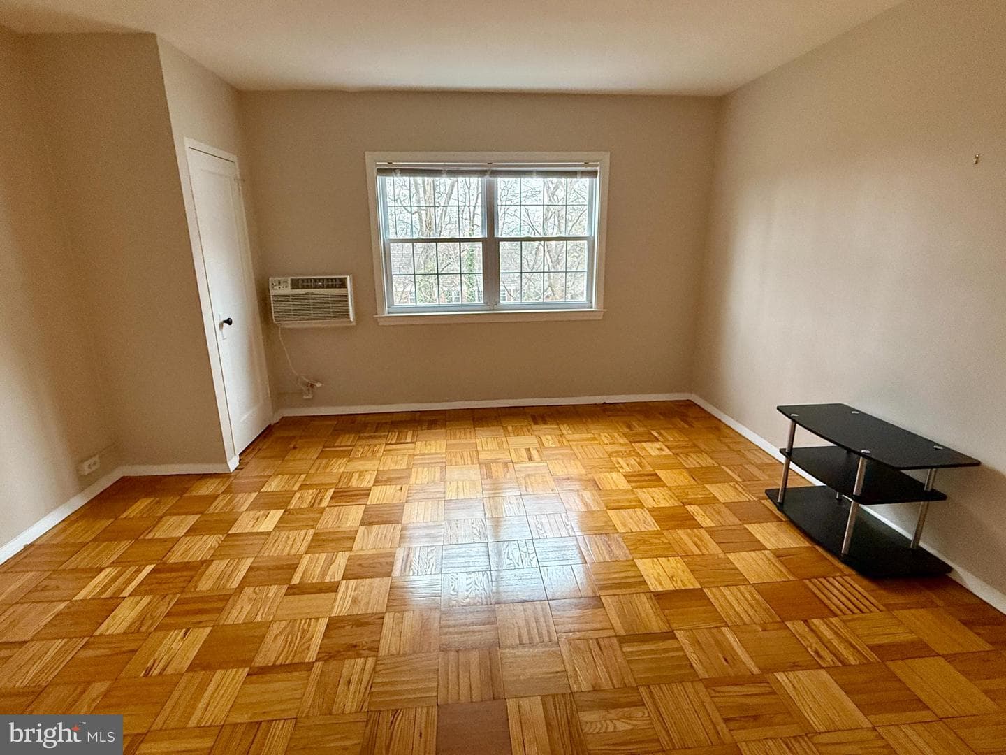 3516 Martha Custis Drive photo 5