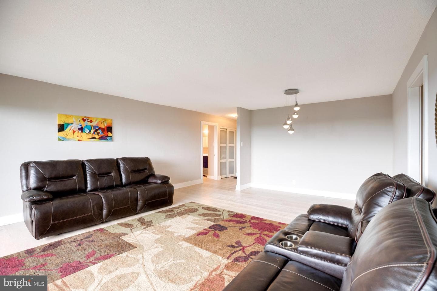 203 Yoakum Parkway #1520 photo 11