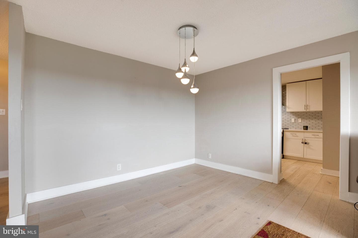203 Yoakum Parkway #1520 photo 17
