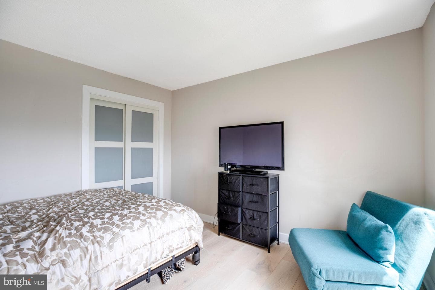 203 Yoakum Parkway #1520 photo 29