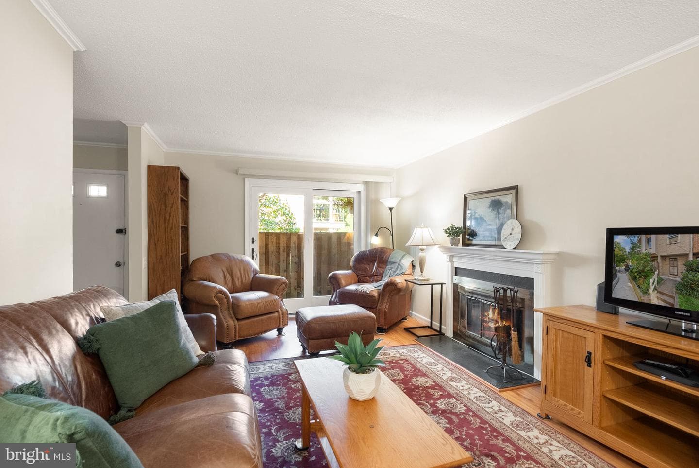 1641 Kenwood Avenue photo 8