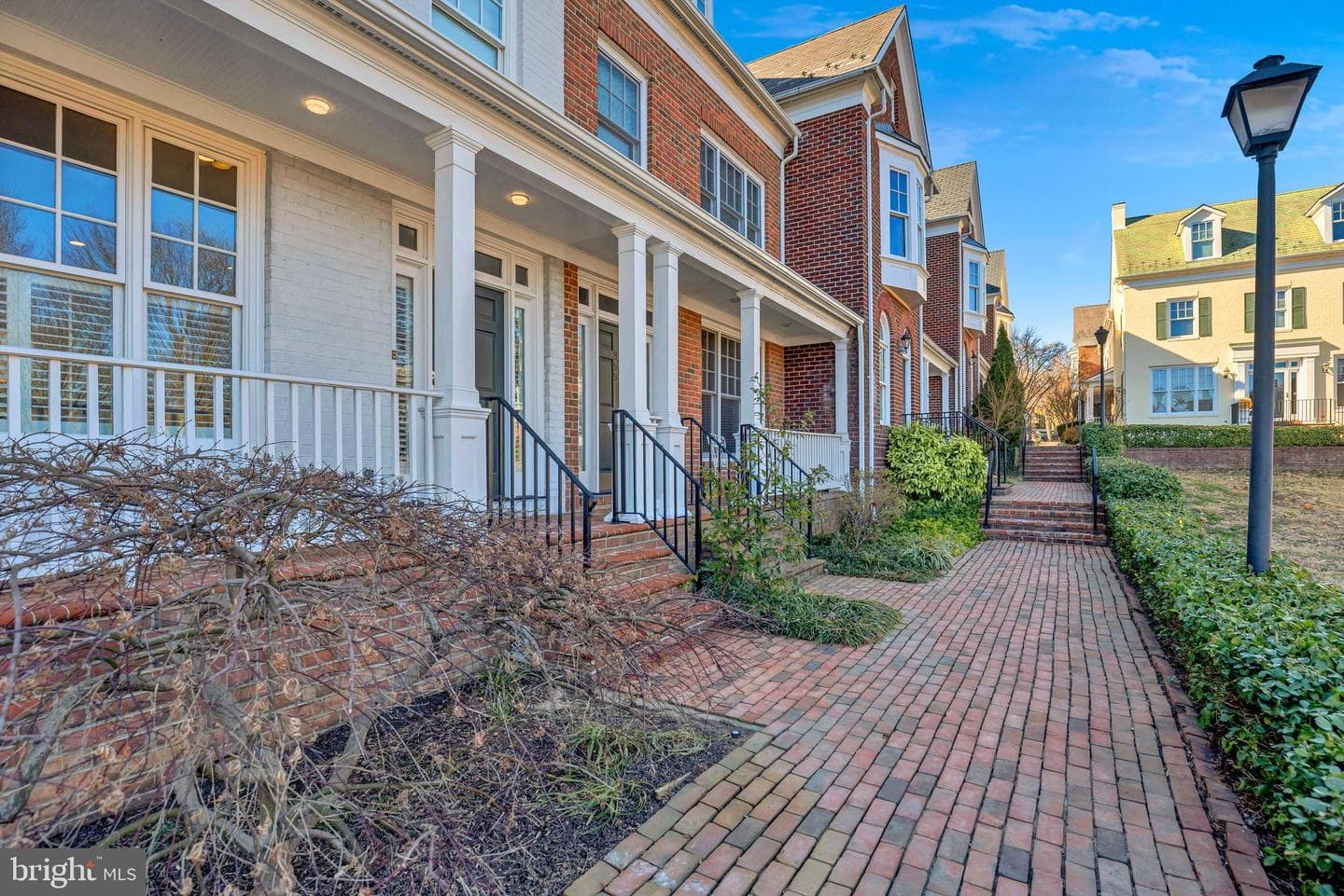957 Powhatan Street photo 3