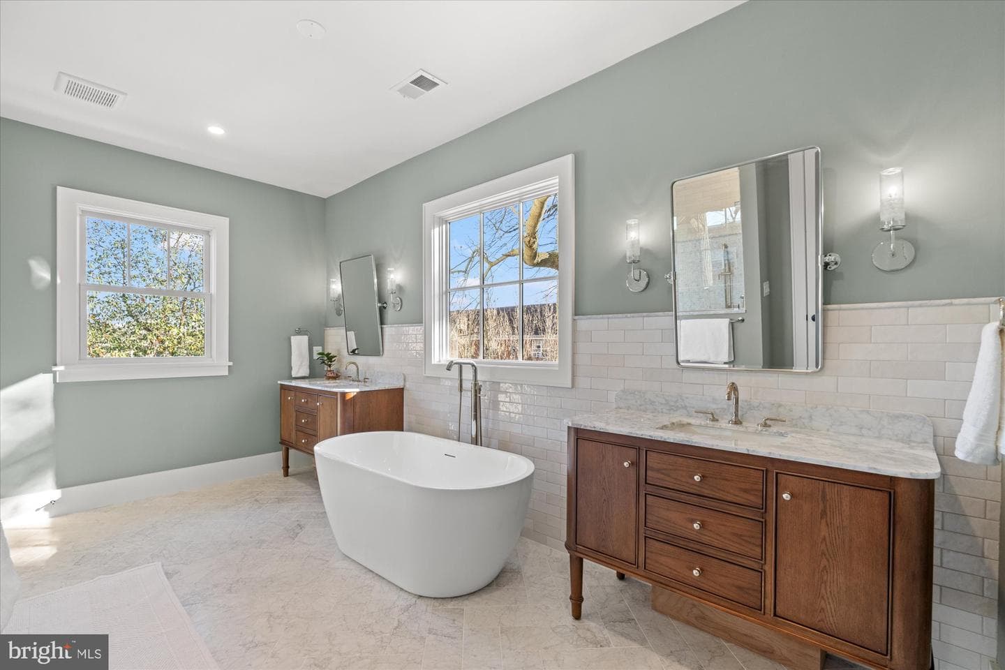14 W Bellefonte Avenue photo 53