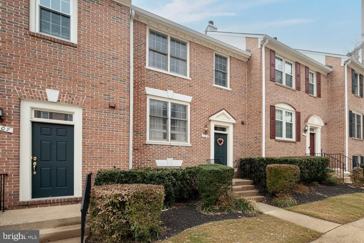 309 S Pickett Street photo 2