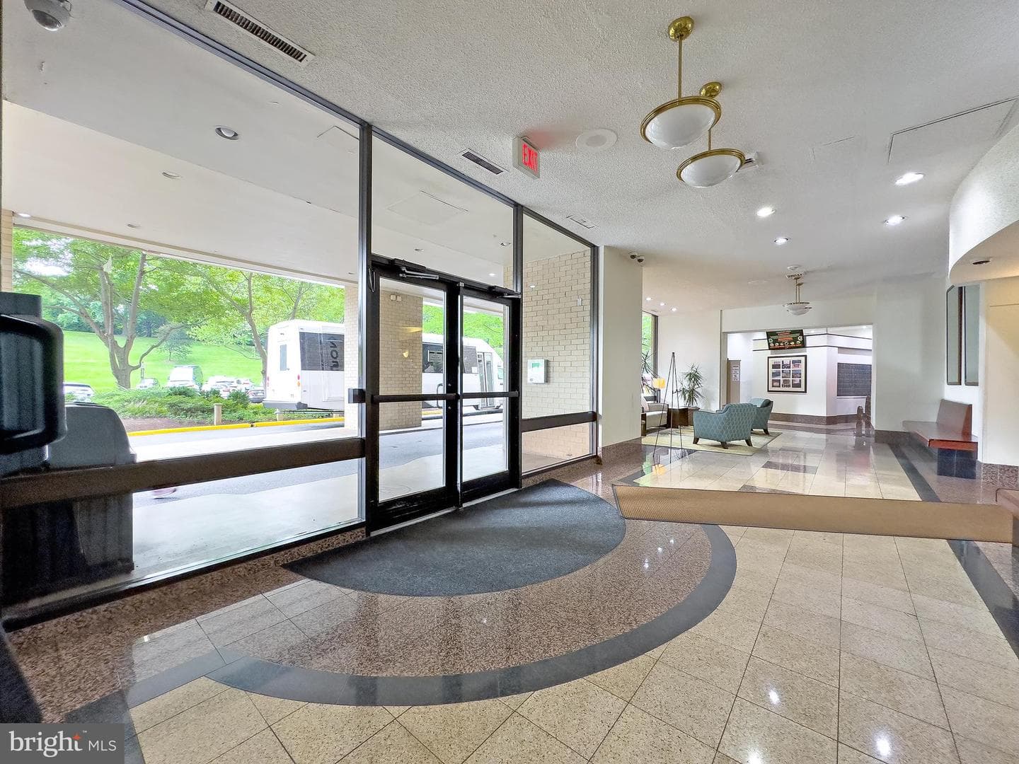 307 Yoakum Parkway #802 photo 38
