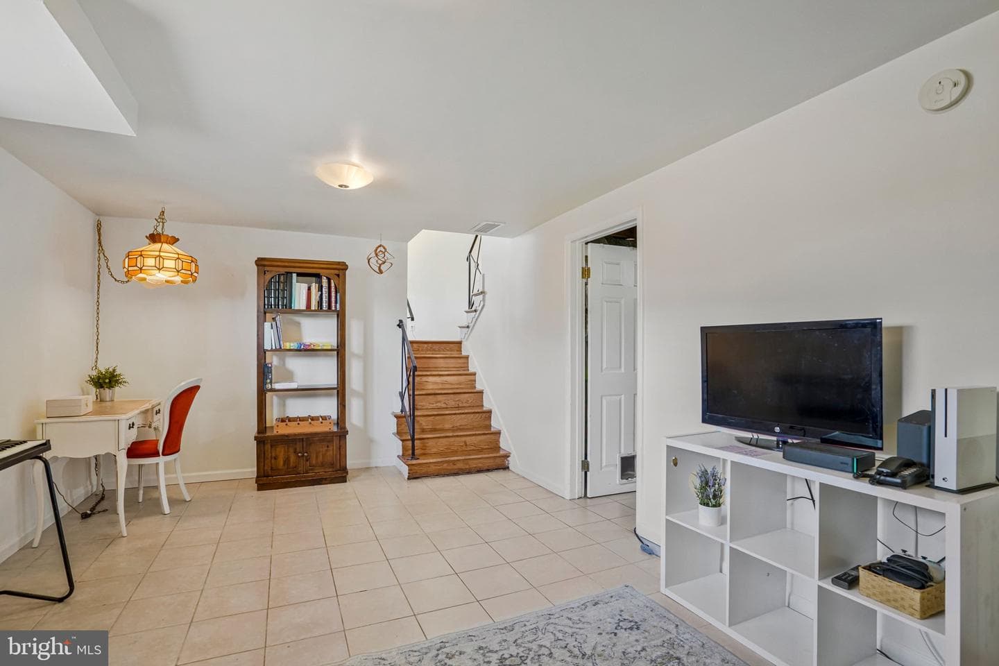 98 S Iris Street S photo 22
