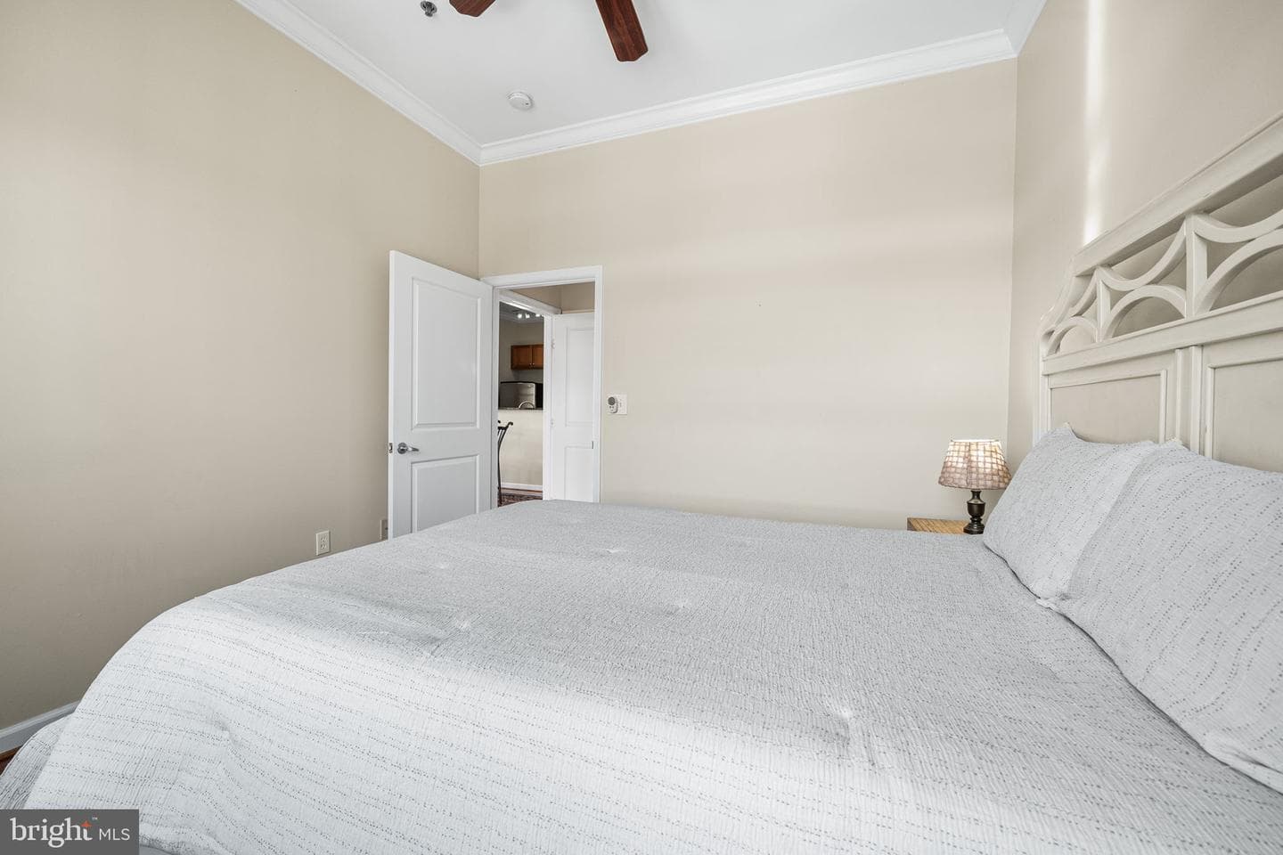 309 Holland Lane #330 photo 19