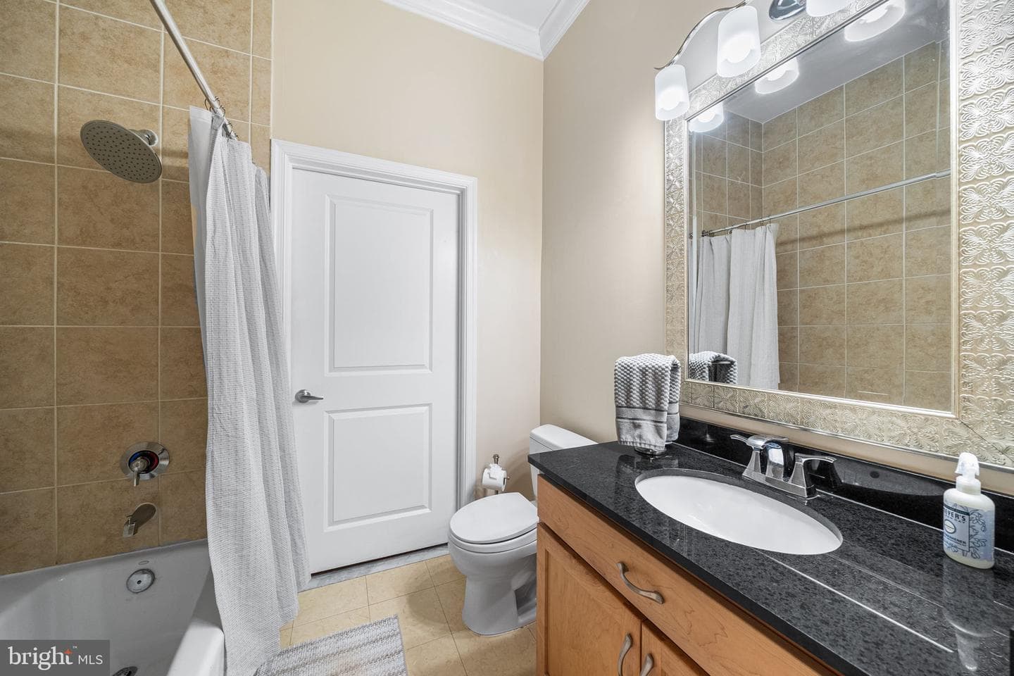 309 Holland Lane #330 photo 22