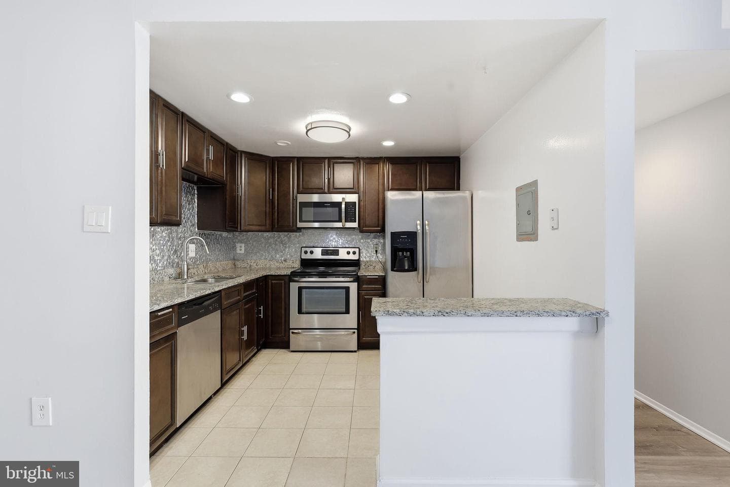 6300 Stevenson Avenue #312 photo 3