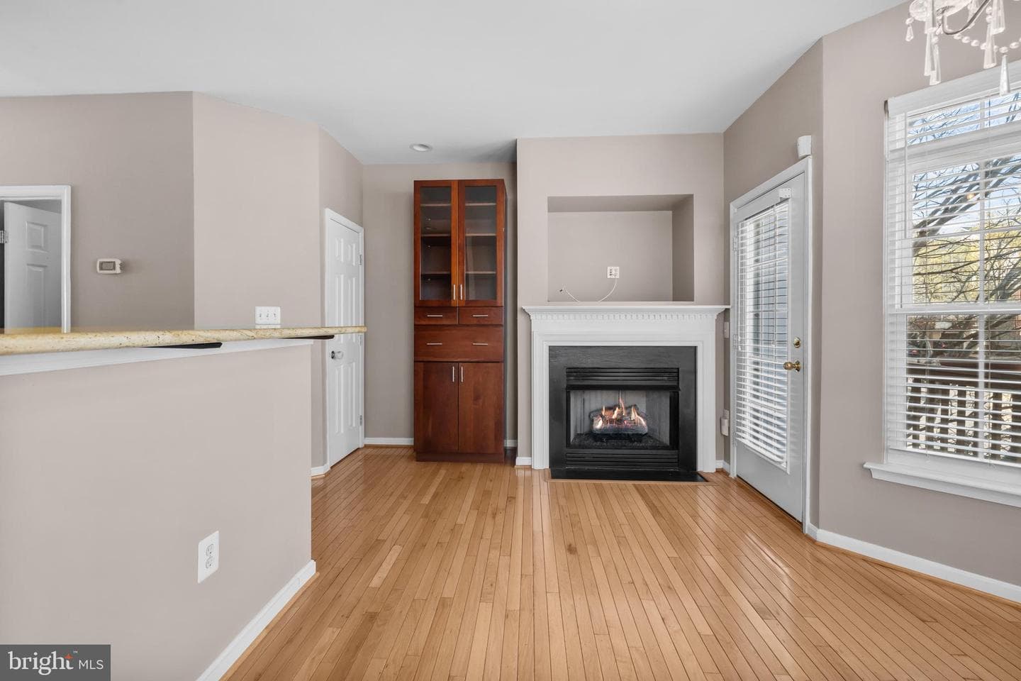 5051 Kilburn Street photo 21
