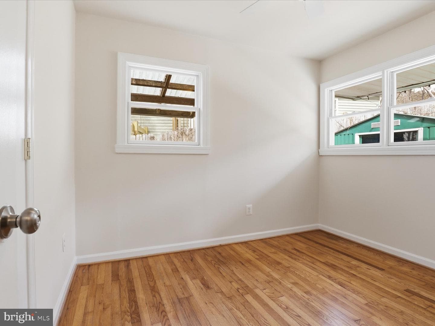 3955 Taney Avenue photo 16