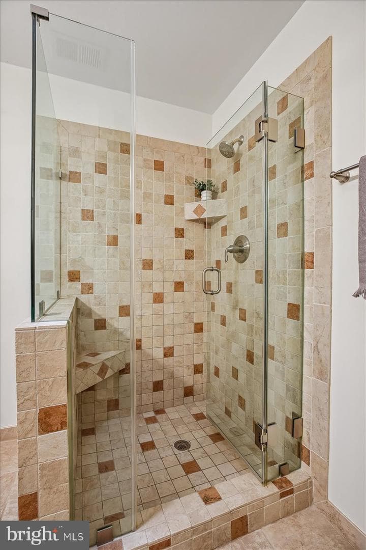 5850 Cowling Court photo 33