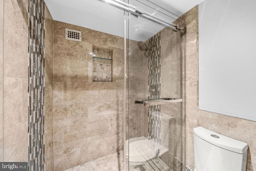 301 N Beauregard Street #517 photo 20