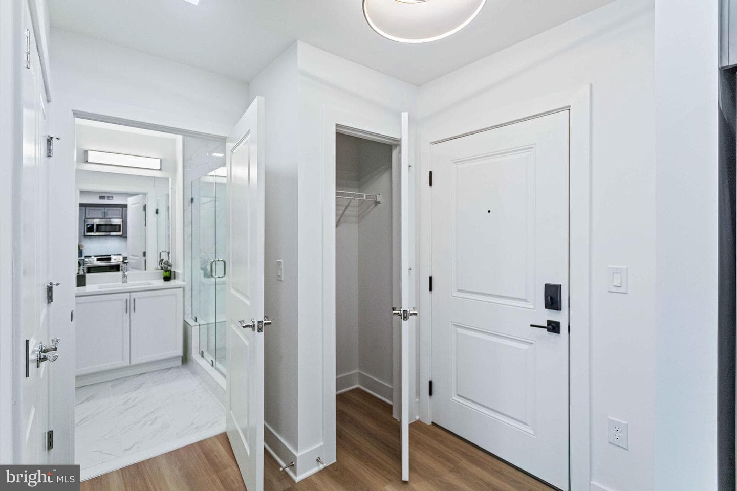 701 N Henry Street #413 photo 12