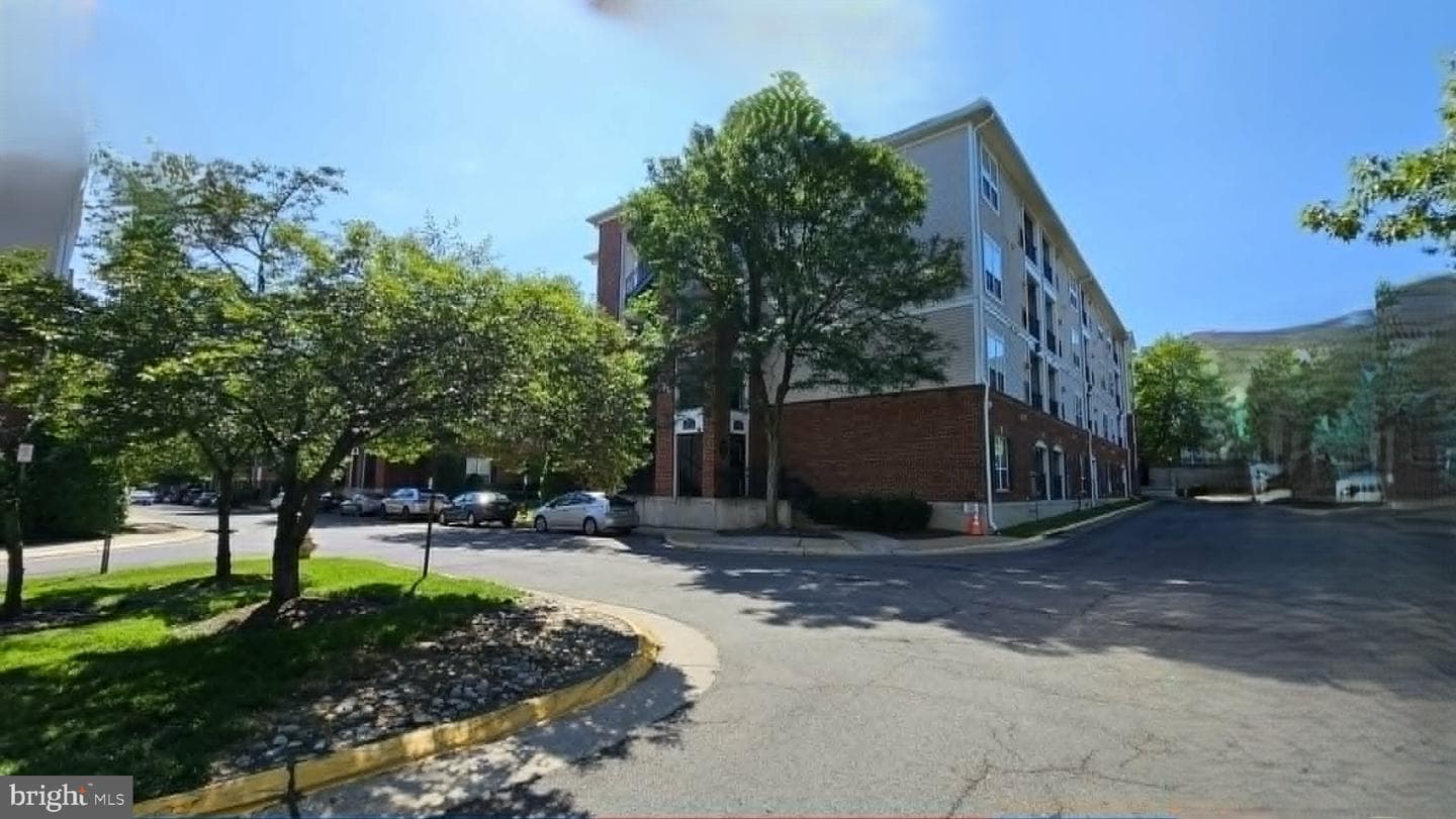 4862 Eisenhower Ave # 158 photo 23