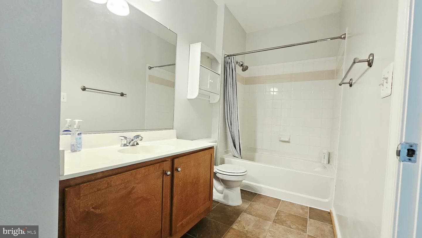 4862 Eisenhower Ave # 158 photo 61