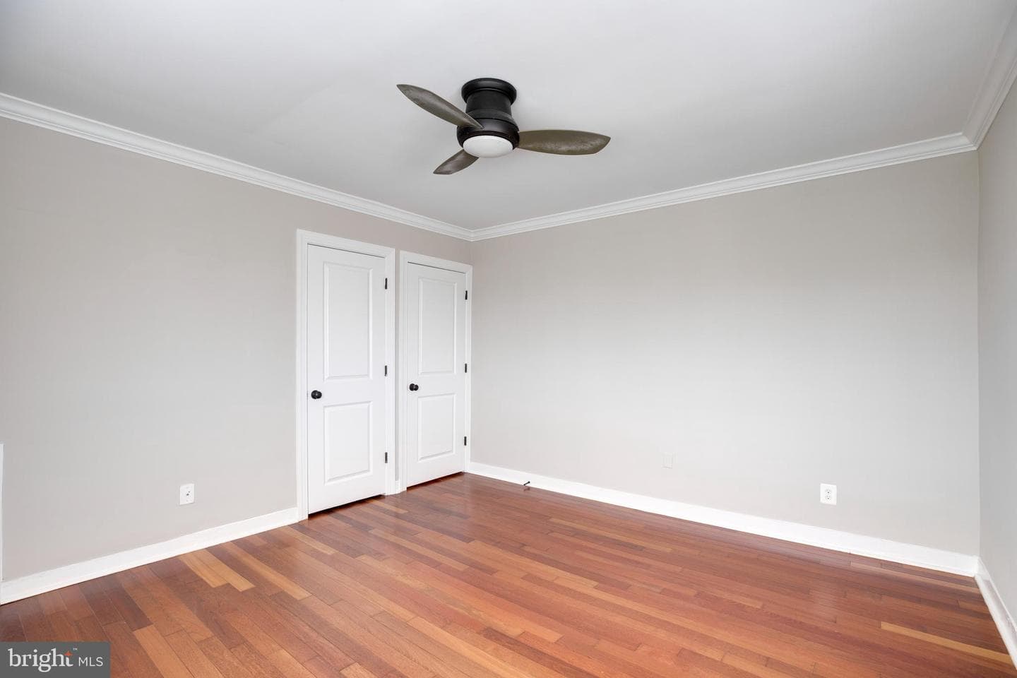 820b S Washington Street #325 photo 13