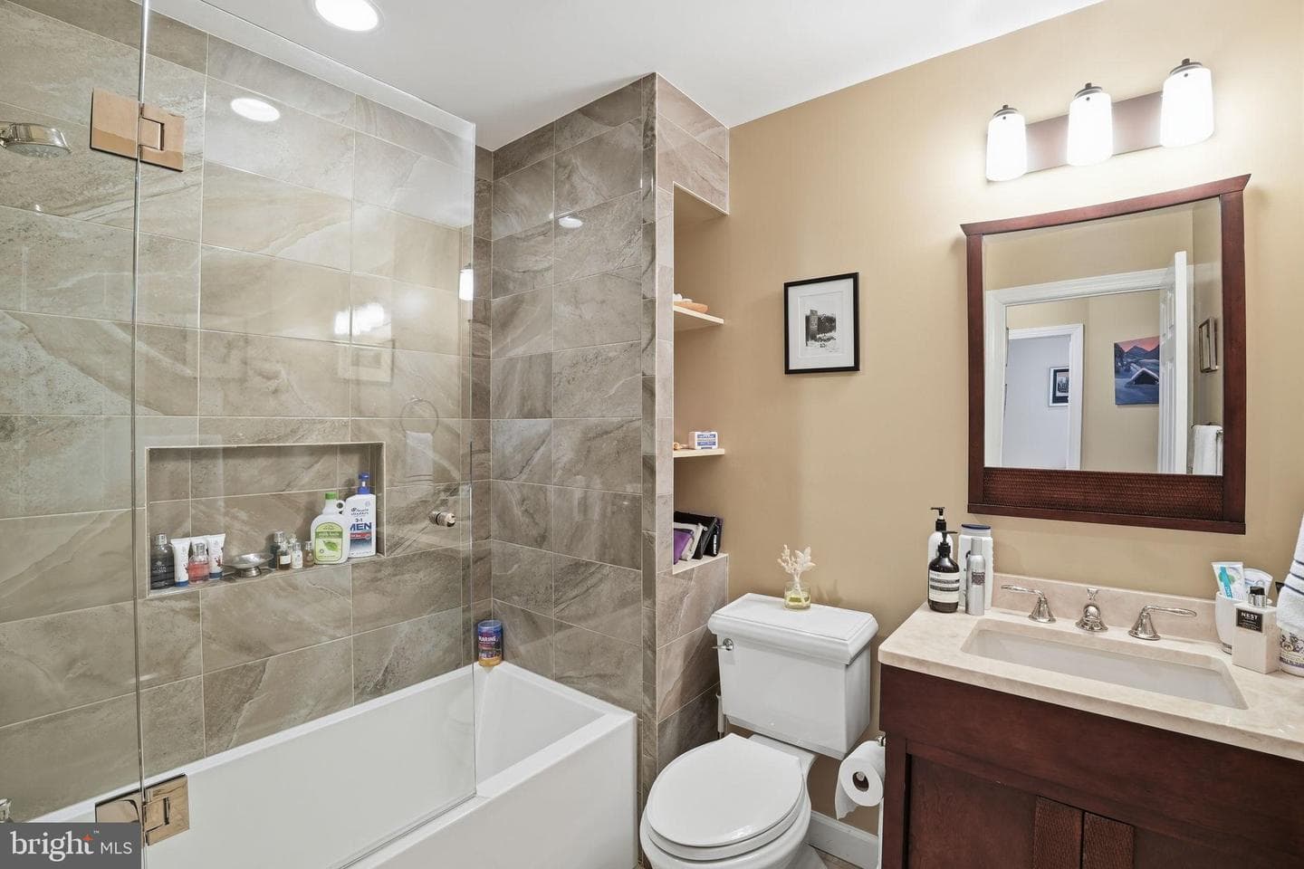 715 Hawkins Way photo 23