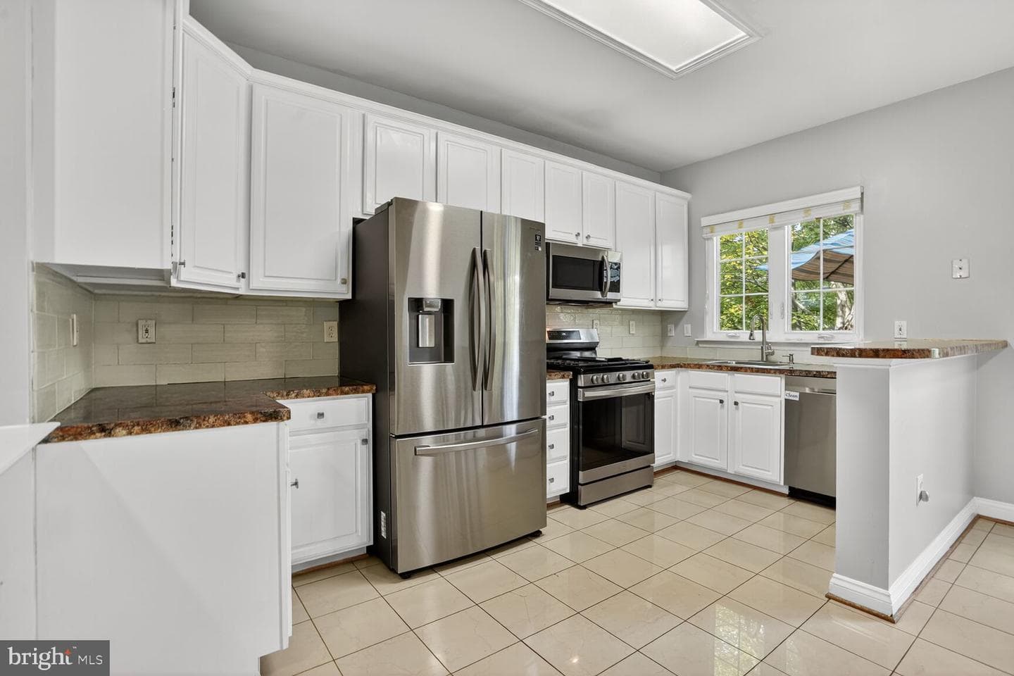 3841 Watkins Mill Drive photo 5