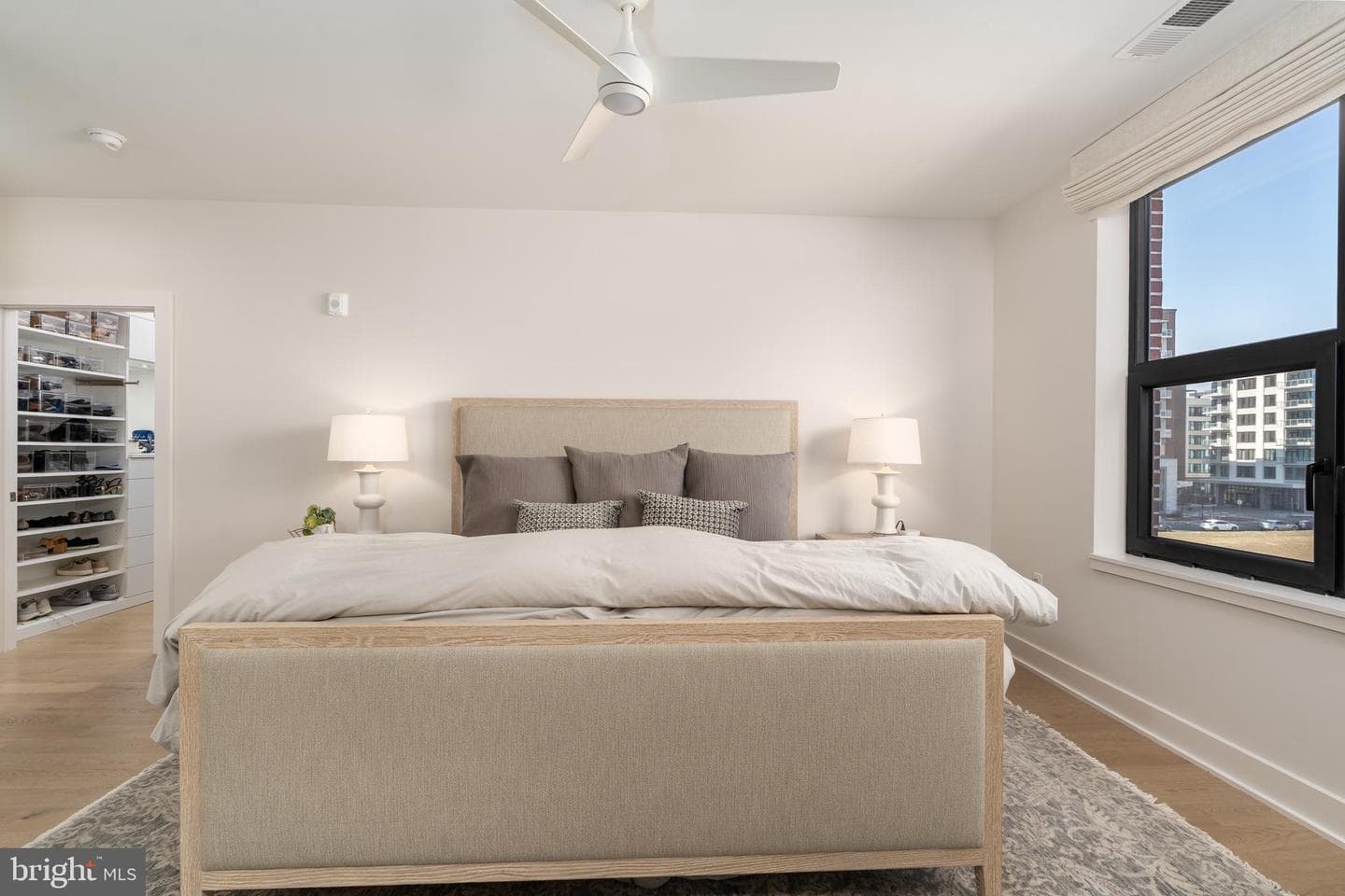 737 Swann Avenue #402 photo 11
