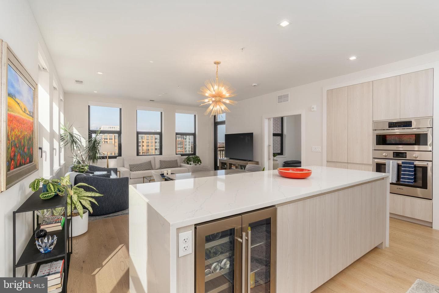 737 Swann Avenue #402 photo 7