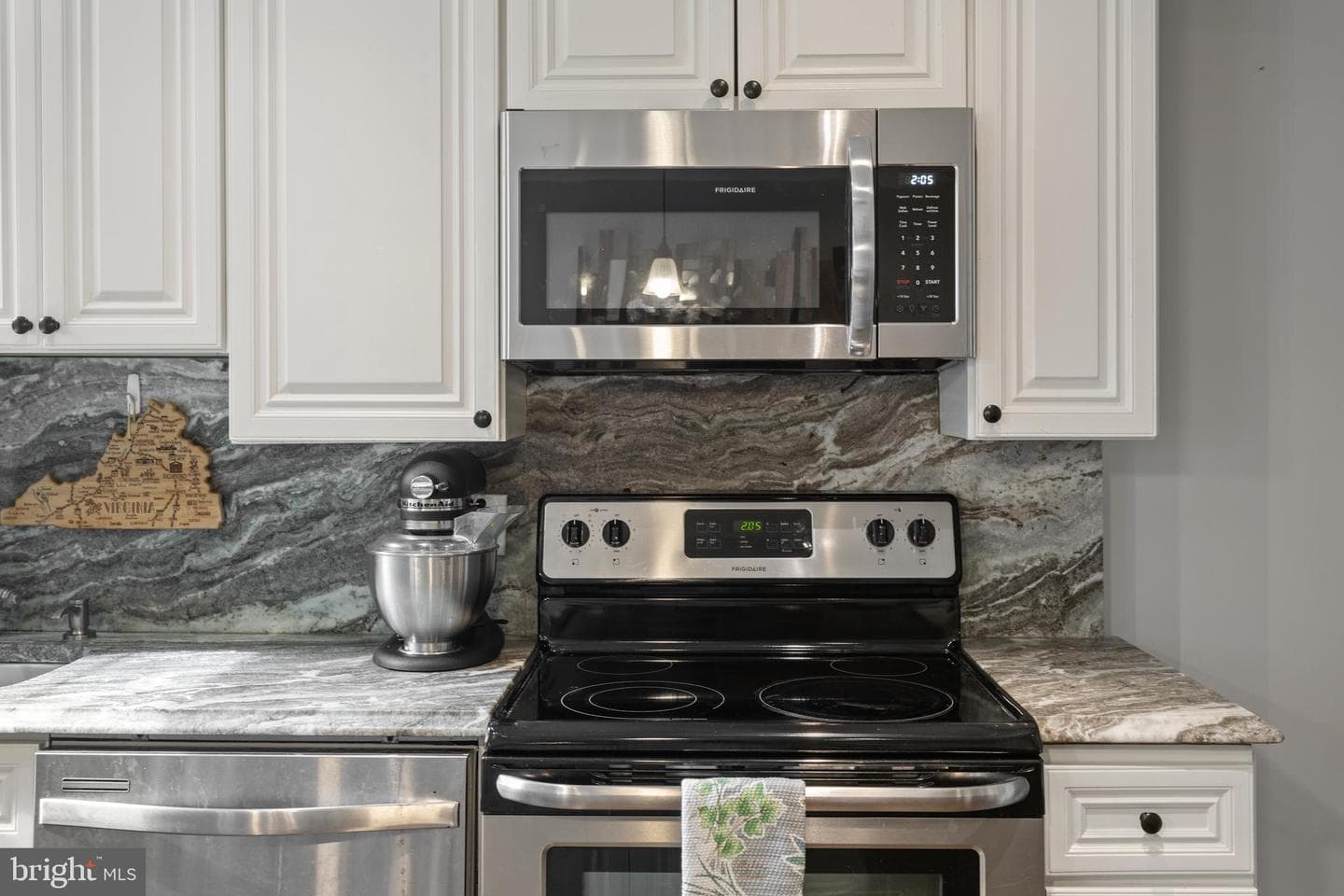 2814 S Columbus Street photo 11