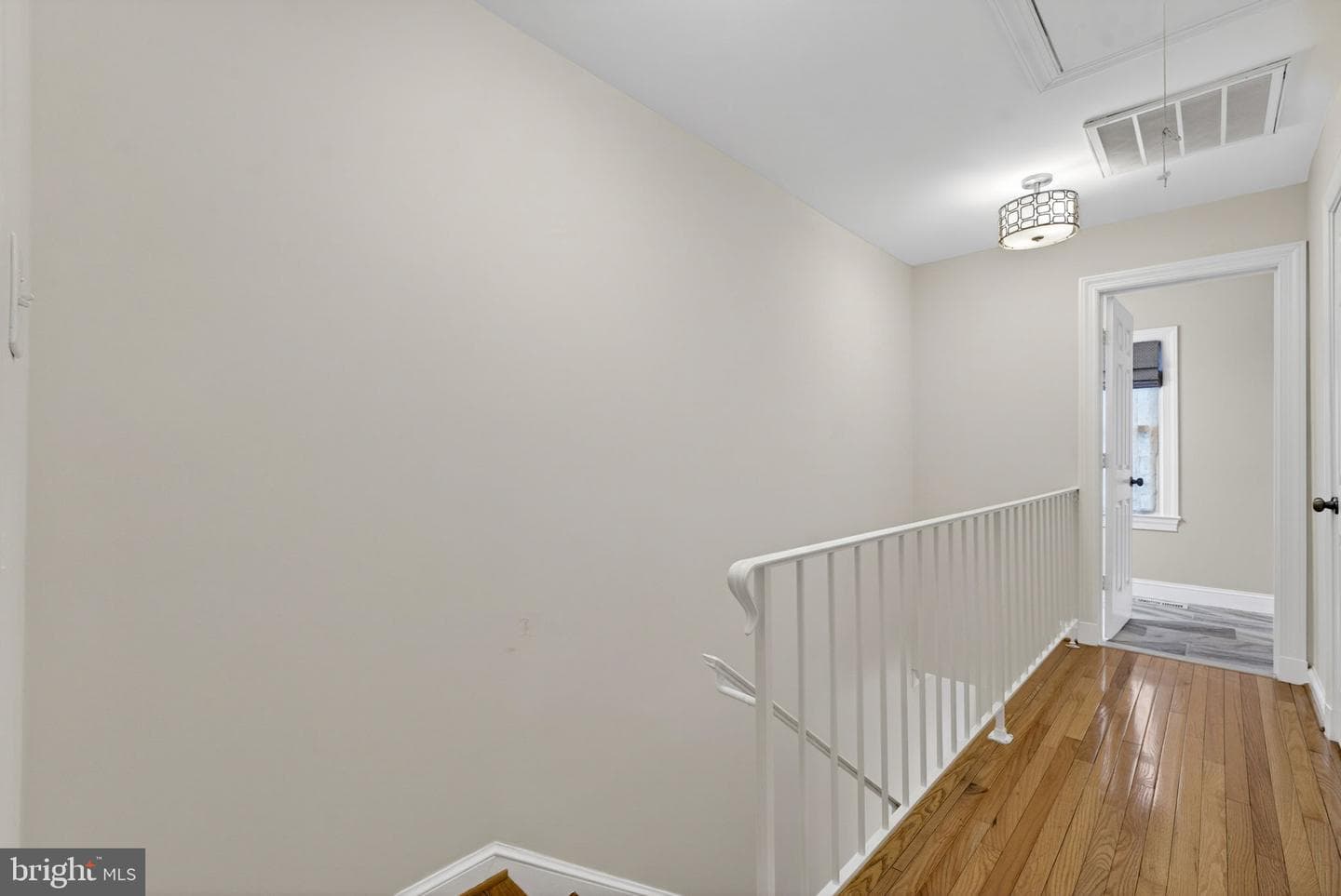 515 Tobacco Quay photo 13