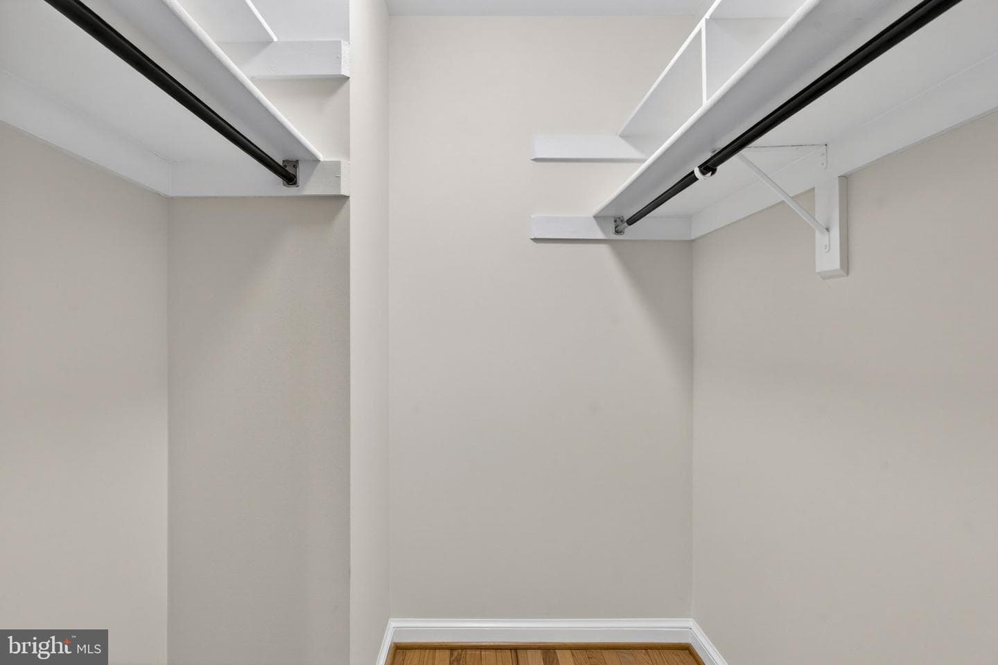 515 Tobacco Quay photo 17