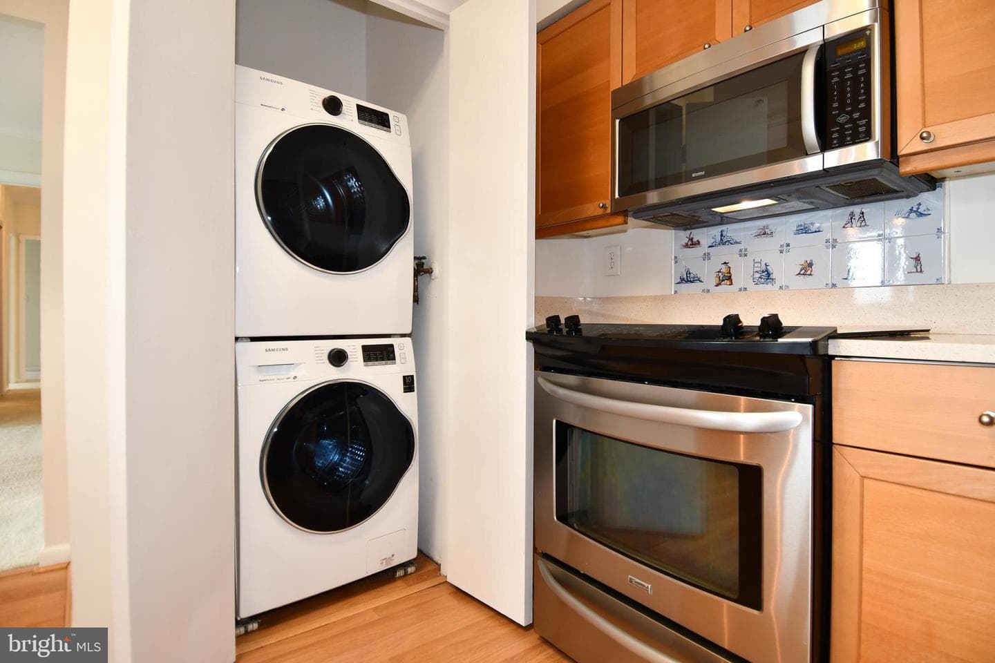 400 Madison Street #301 photo 22