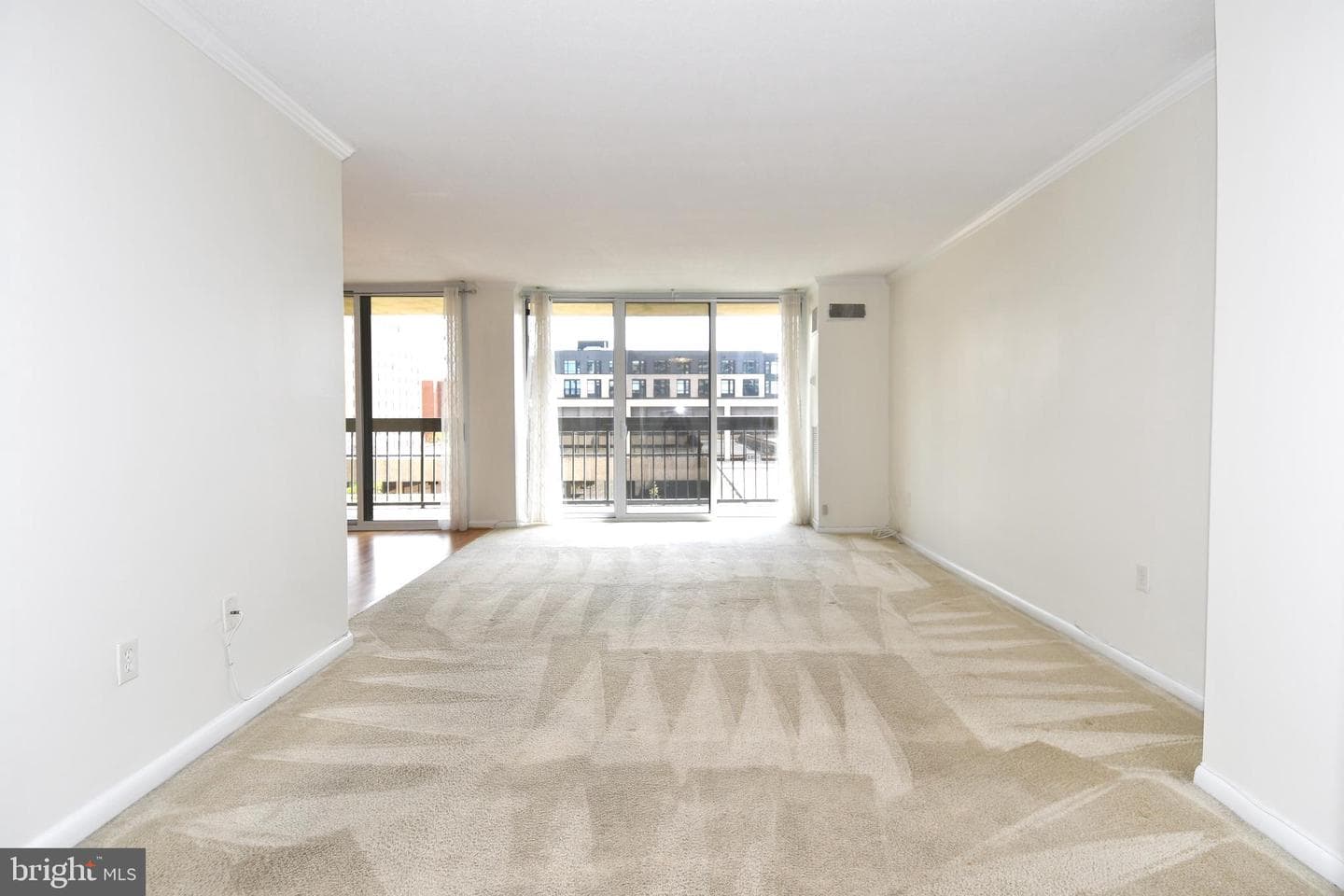 400 Madison Street #301 photo 4