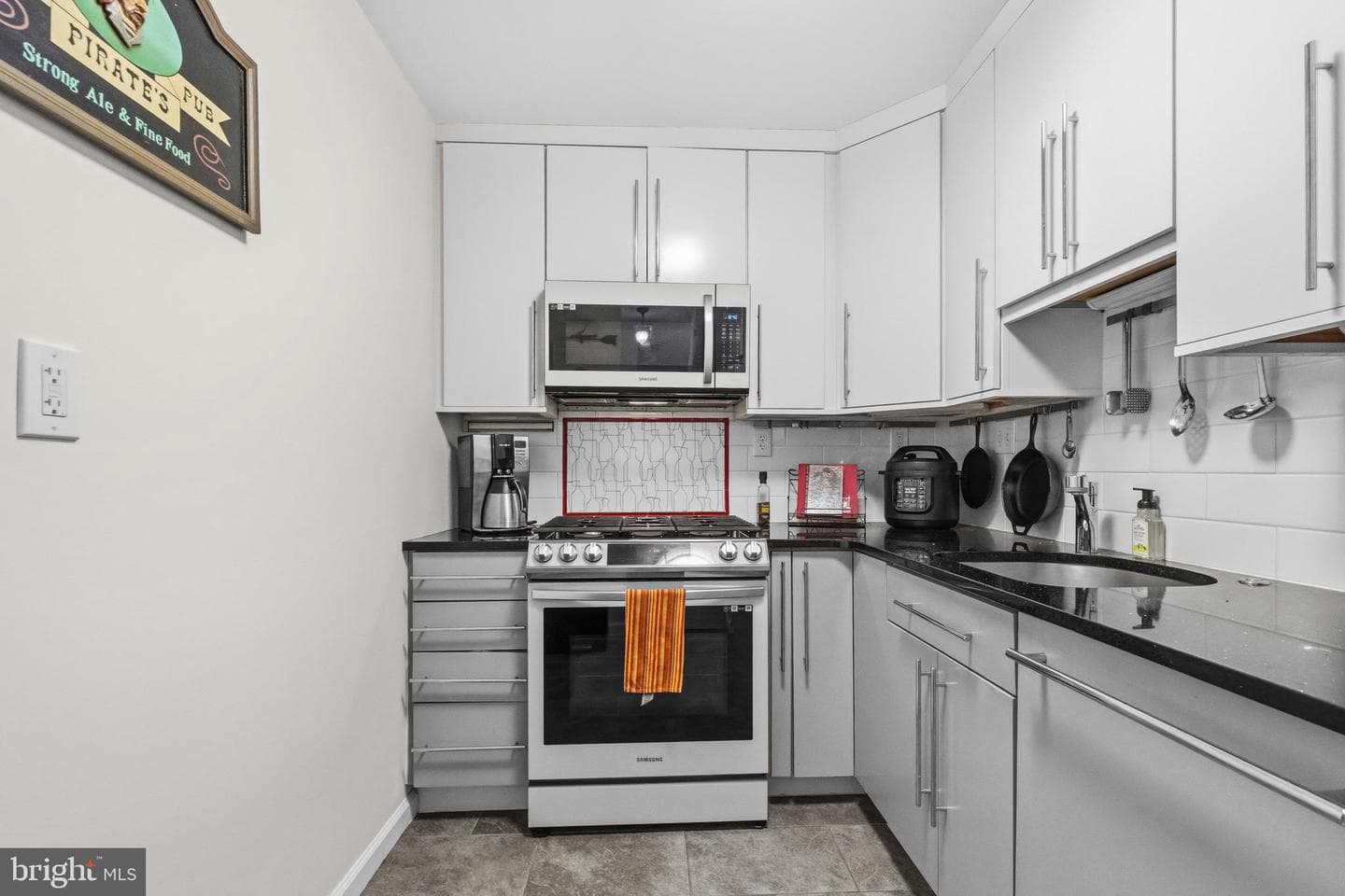 801 N Pitt Street #1209 photo 13