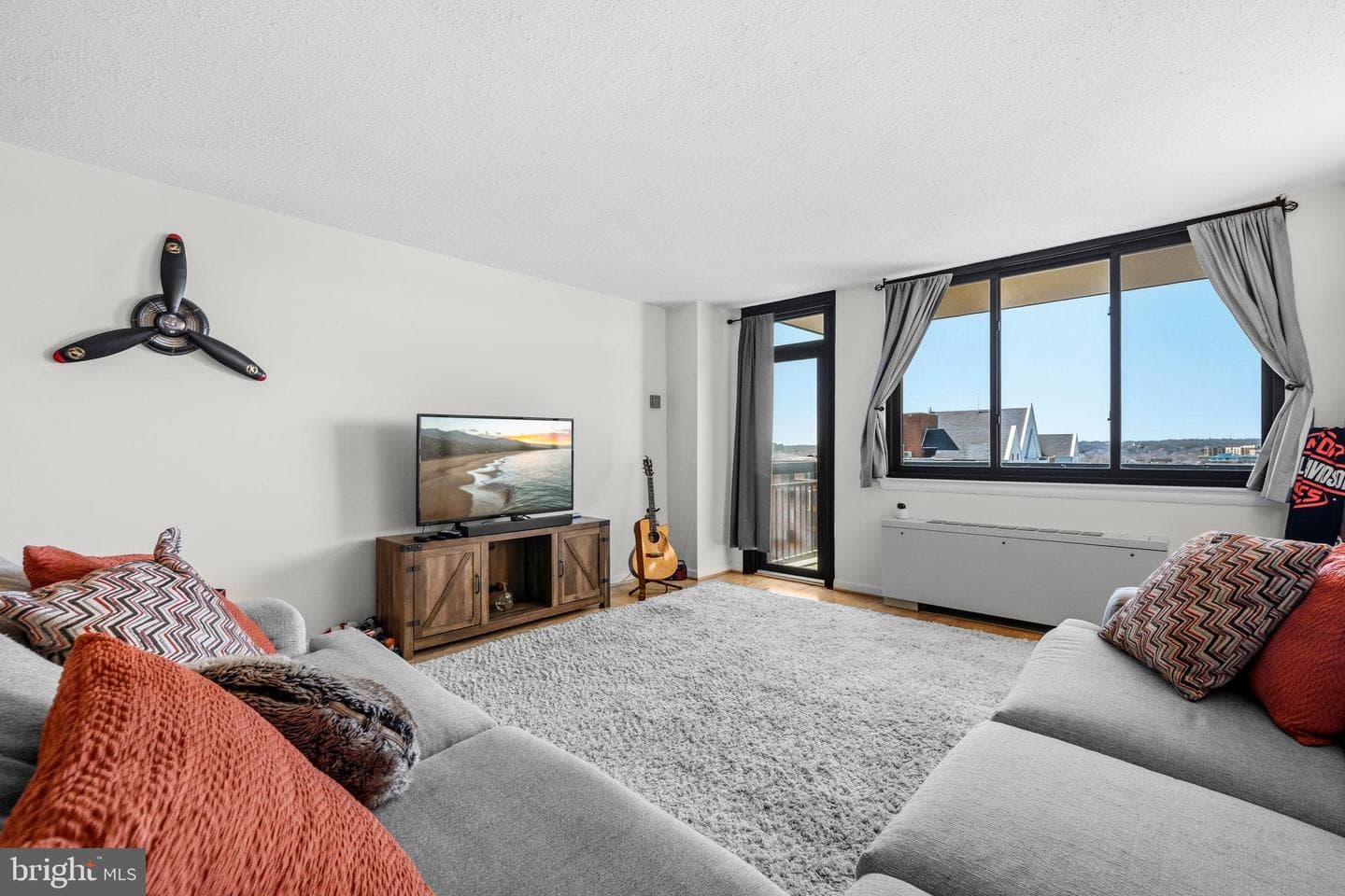 801 N Pitt Street #1209 photo 3