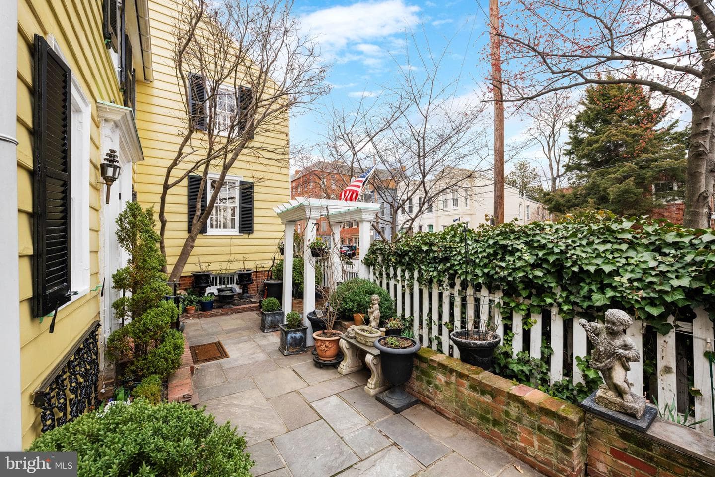 123 S Pitt Street photo 33