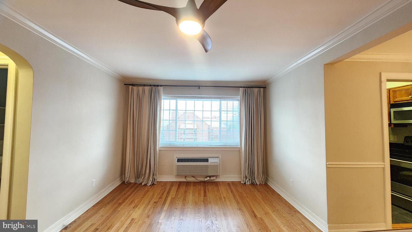 820b S Washington Street #326 photo 4