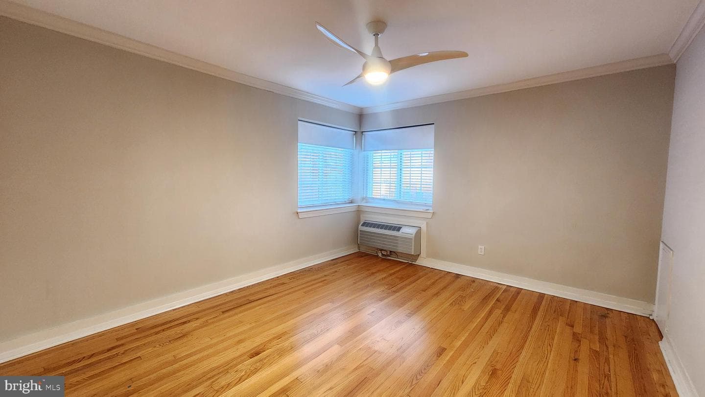820b S Washington Street #326 photo 8