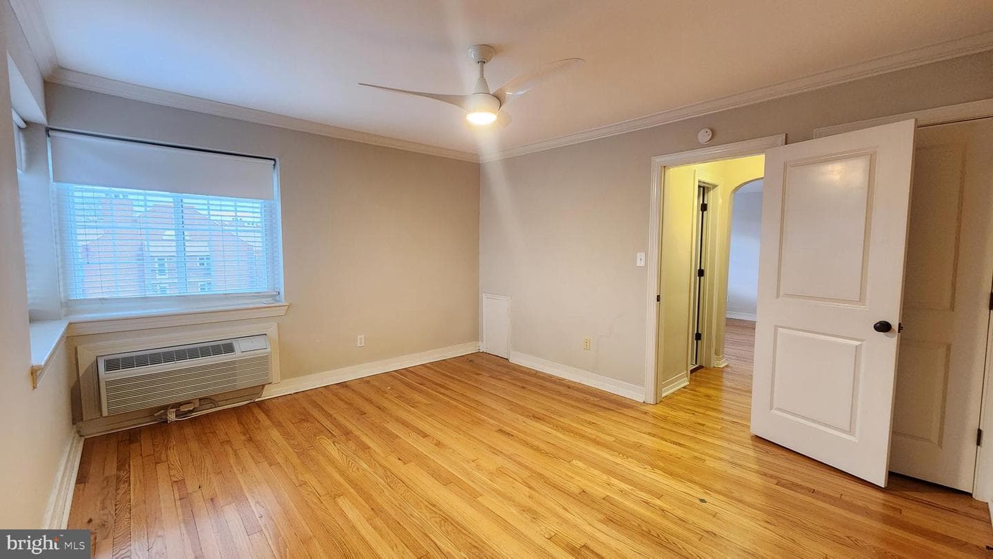 820b S Washington Street #326 photo 9