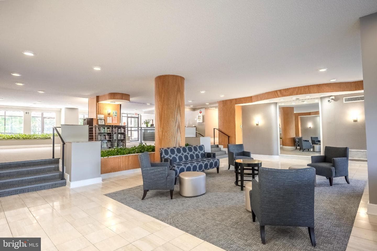 2500 N Van Dorn St # 912 photo 10