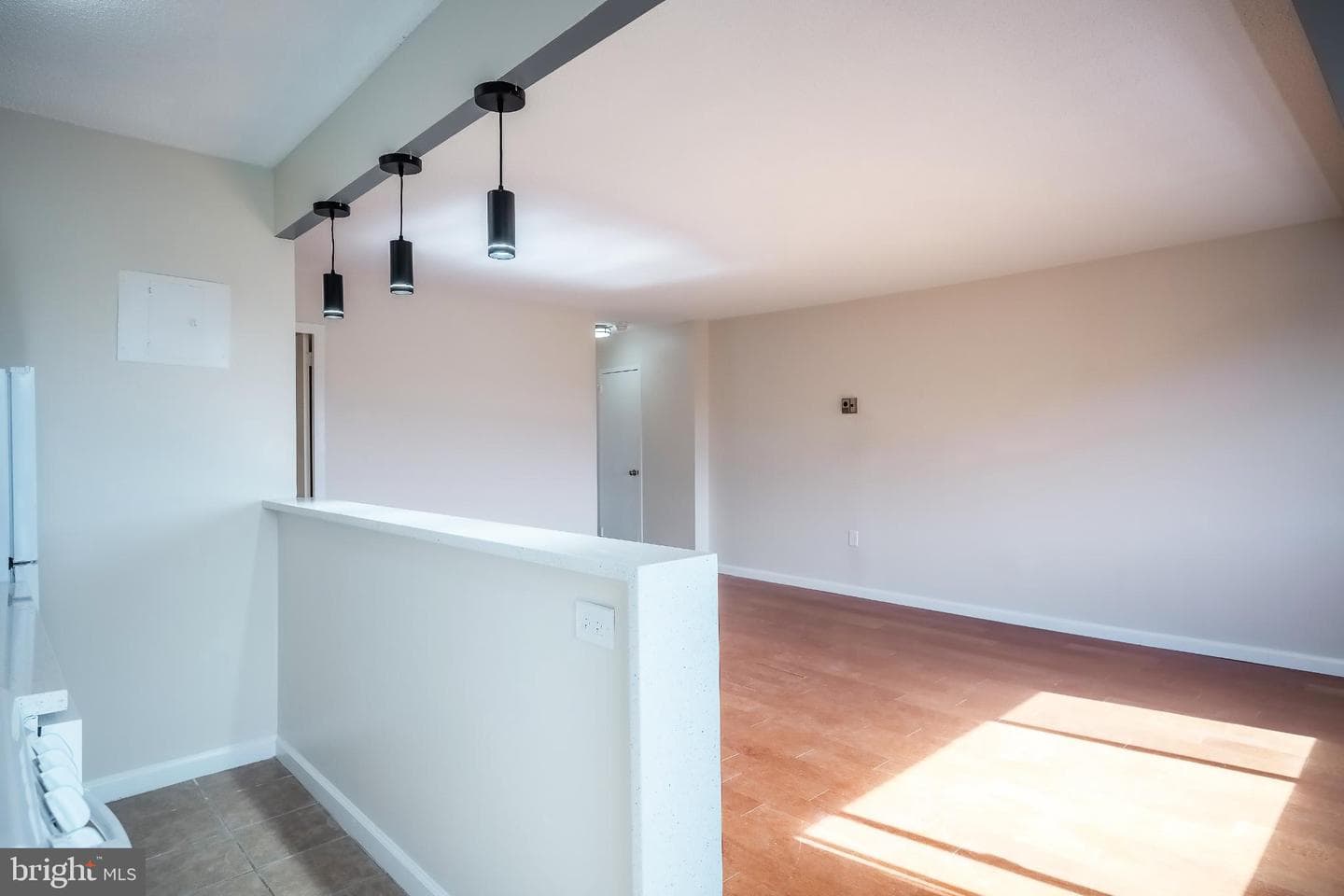 2500 N Van Dorn St # 912 photo 16