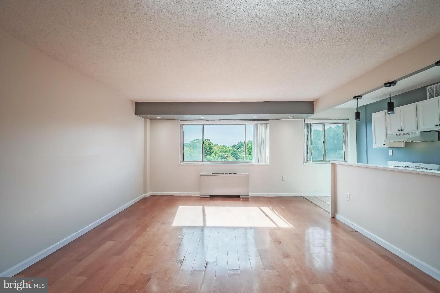 2500 N Van Dorn St # 912 photo 22