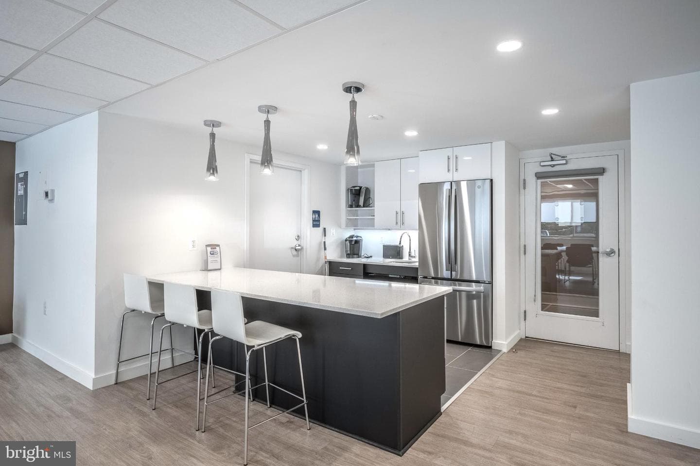 2500 N Van Dorn St # 912 photo 26