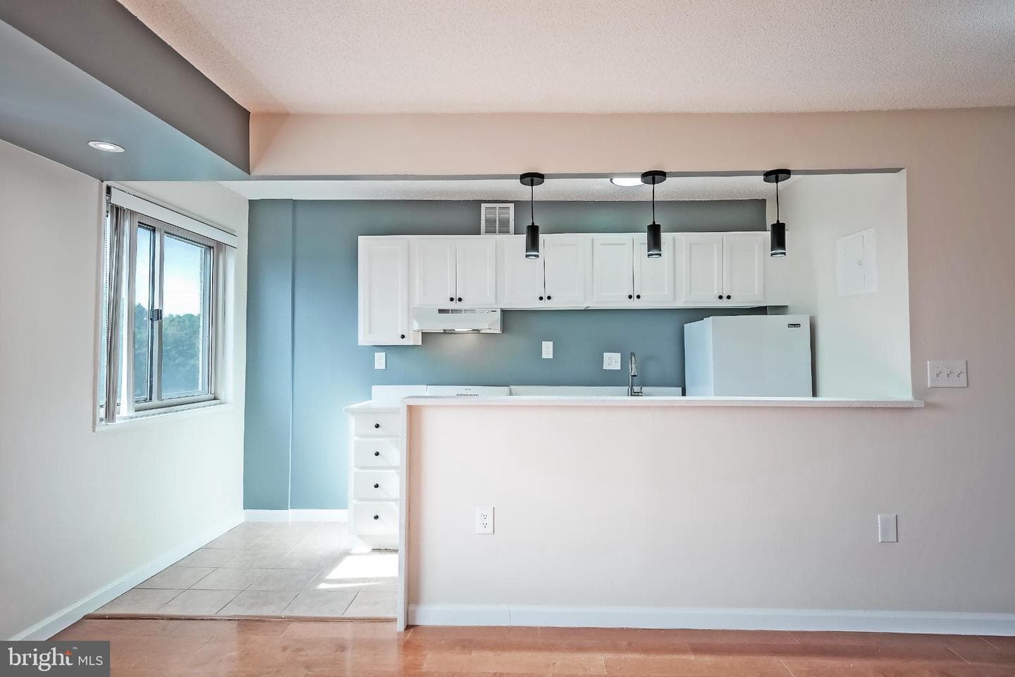 2500 N Van Dorn St # 912 photo 3