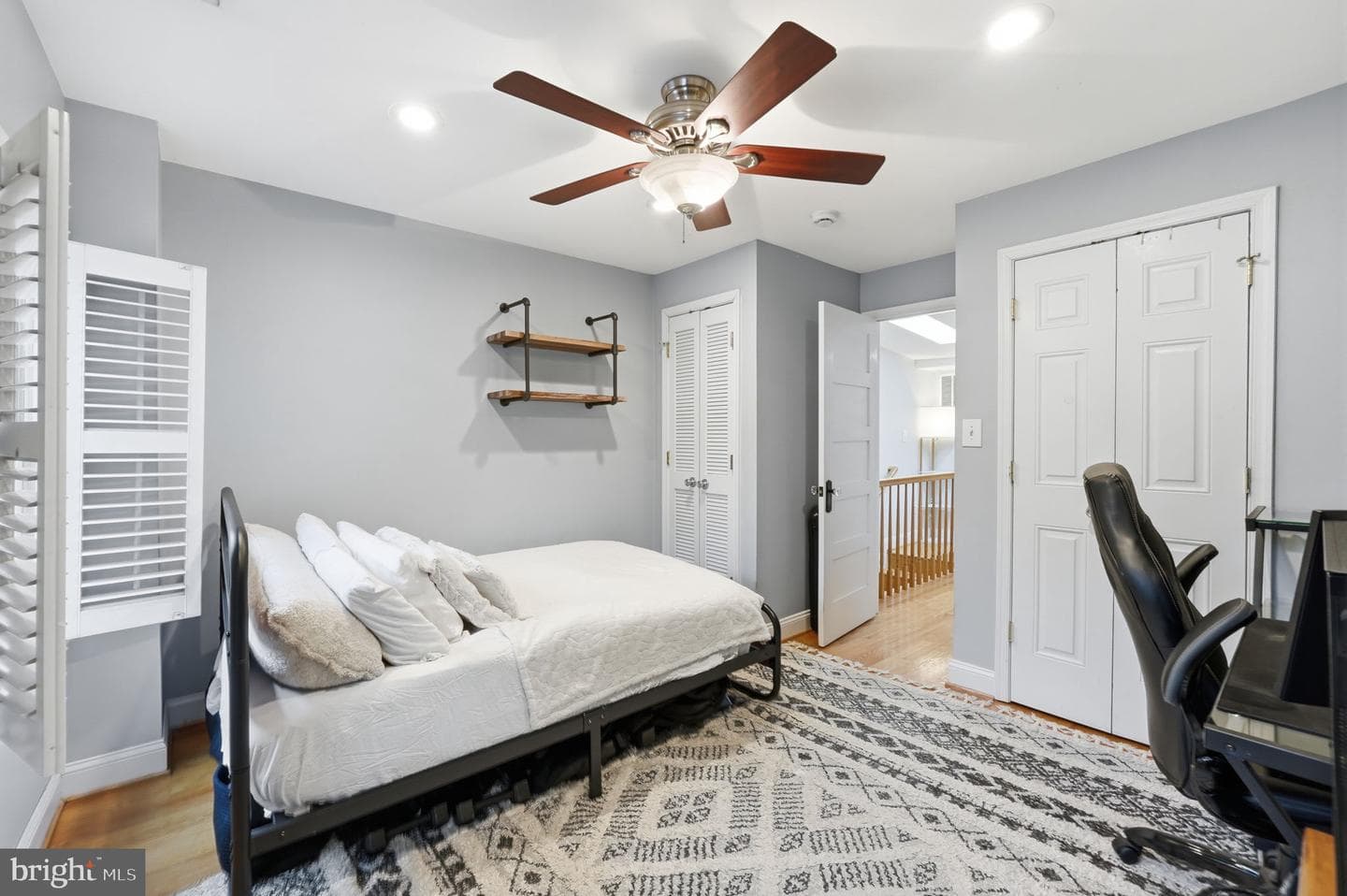 628 S Saint Asaph Street photo 25