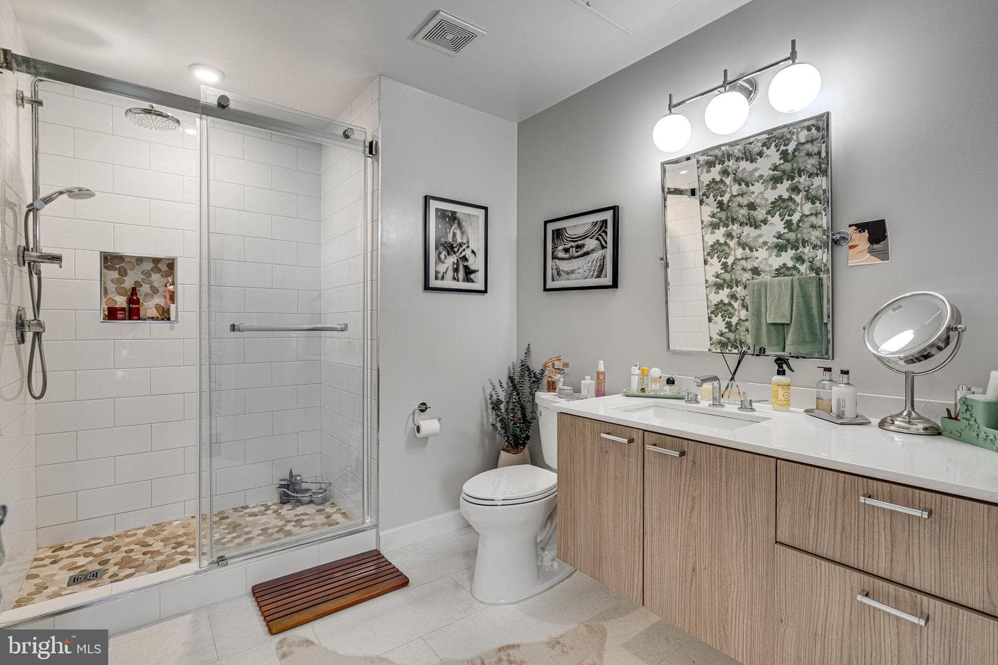 515 N Washington Street #307 photo 20