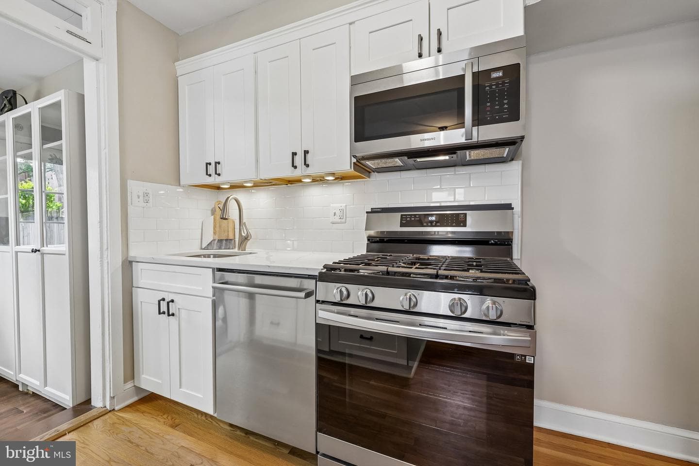 3513 Wilson Avenue photo 11