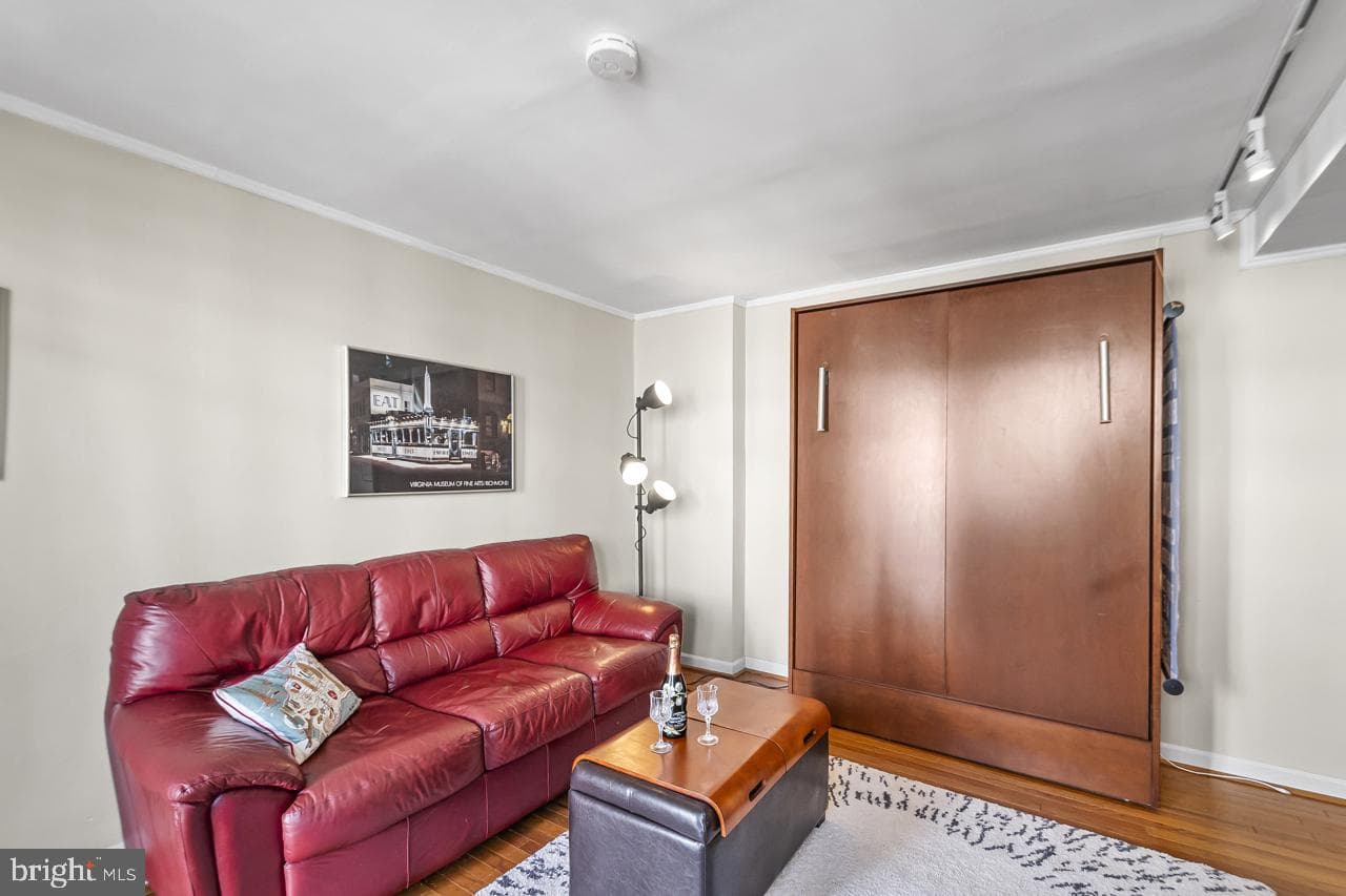 801 Pitt Street N #605 photo 8